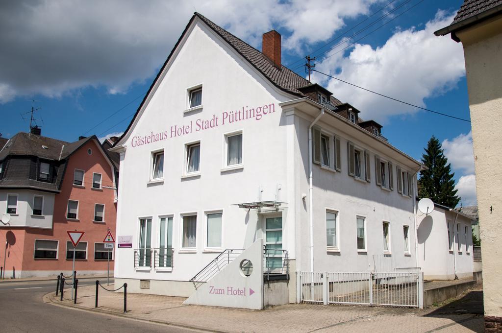 Domizil Alte Post Hotel Puttlingen Ngoại thất bức ảnh