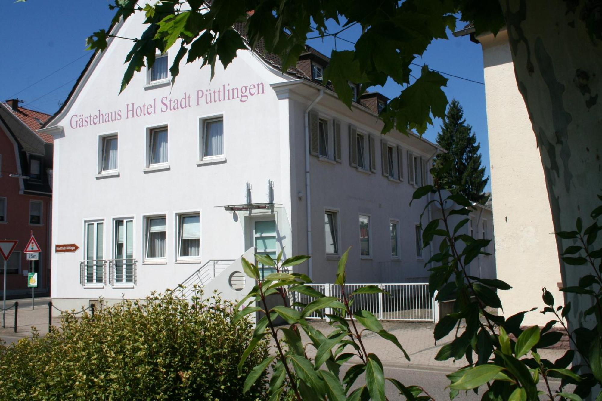 Domizil Alte Post Hotel Puttlingen Ngoại thất bức ảnh