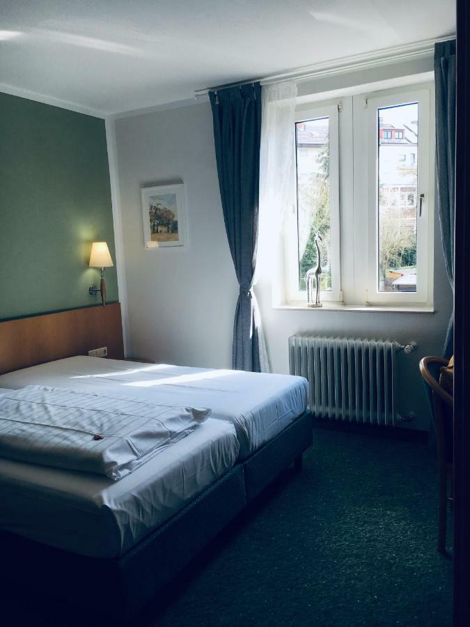 Domizil Alte Post Hotel Puttlingen Ngoại thất bức ảnh