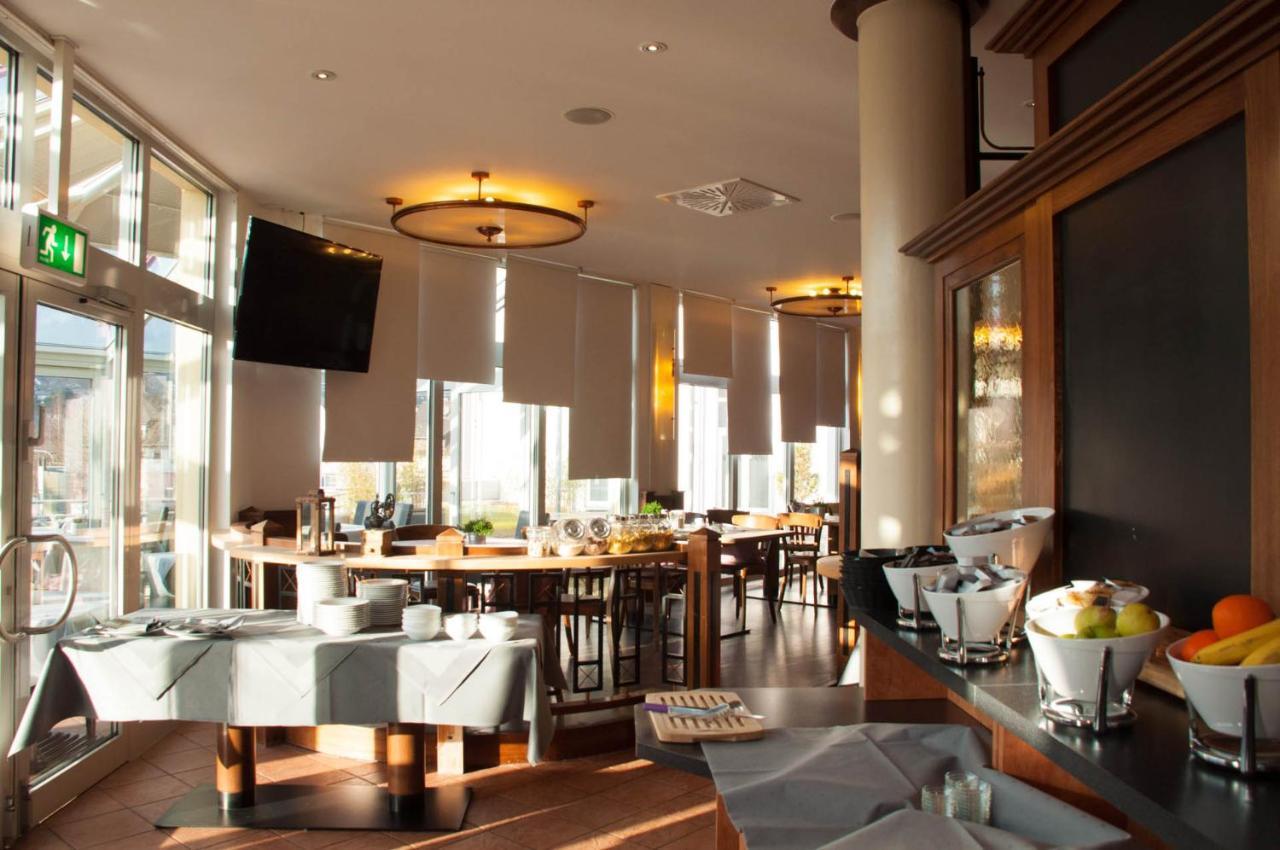 Domizil Alte Post Hotel Puttlingen Ngoại thất bức ảnh